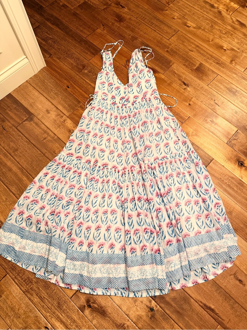 OLIPHANT white pink blue floral dress medium
